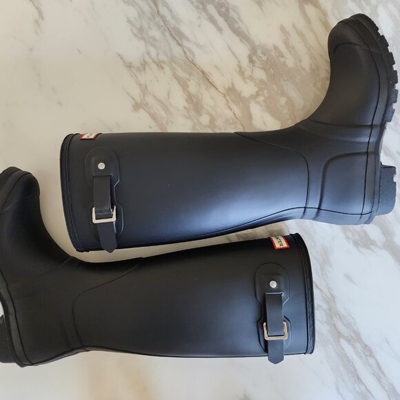 Hunter Women's Original Tall Rain Boots – Sustainable Style 🌧️🌱 - Picture 7 of 14